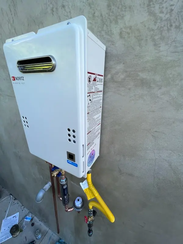Tankless water heater installation for Binnie Lakes homes